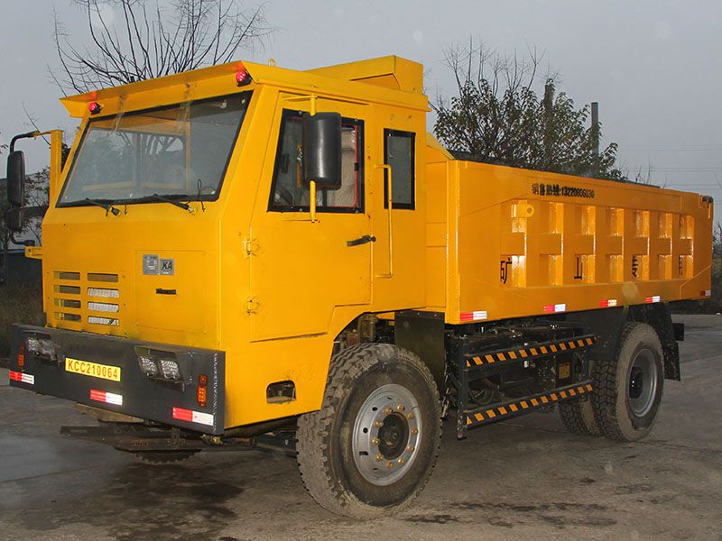 UQ-25T礦用運(yùn)輸車(chē)