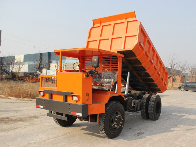 16噸礦用運(yùn)輸車 