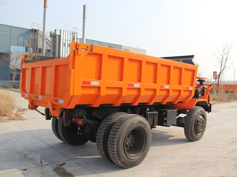 16噸礦用運(yùn)輸車 