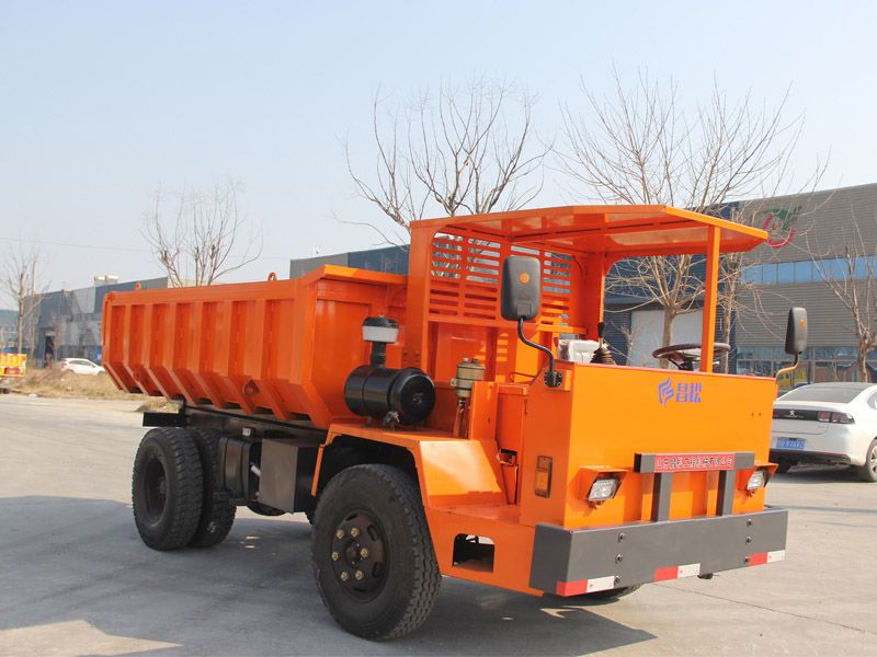  8噸四不像運(yùn)輸車